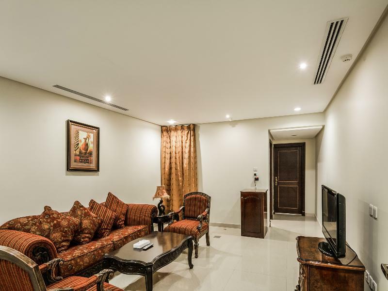 ריאד Capital O 162 Brzeen Hotel מראה חיצוני תמונה