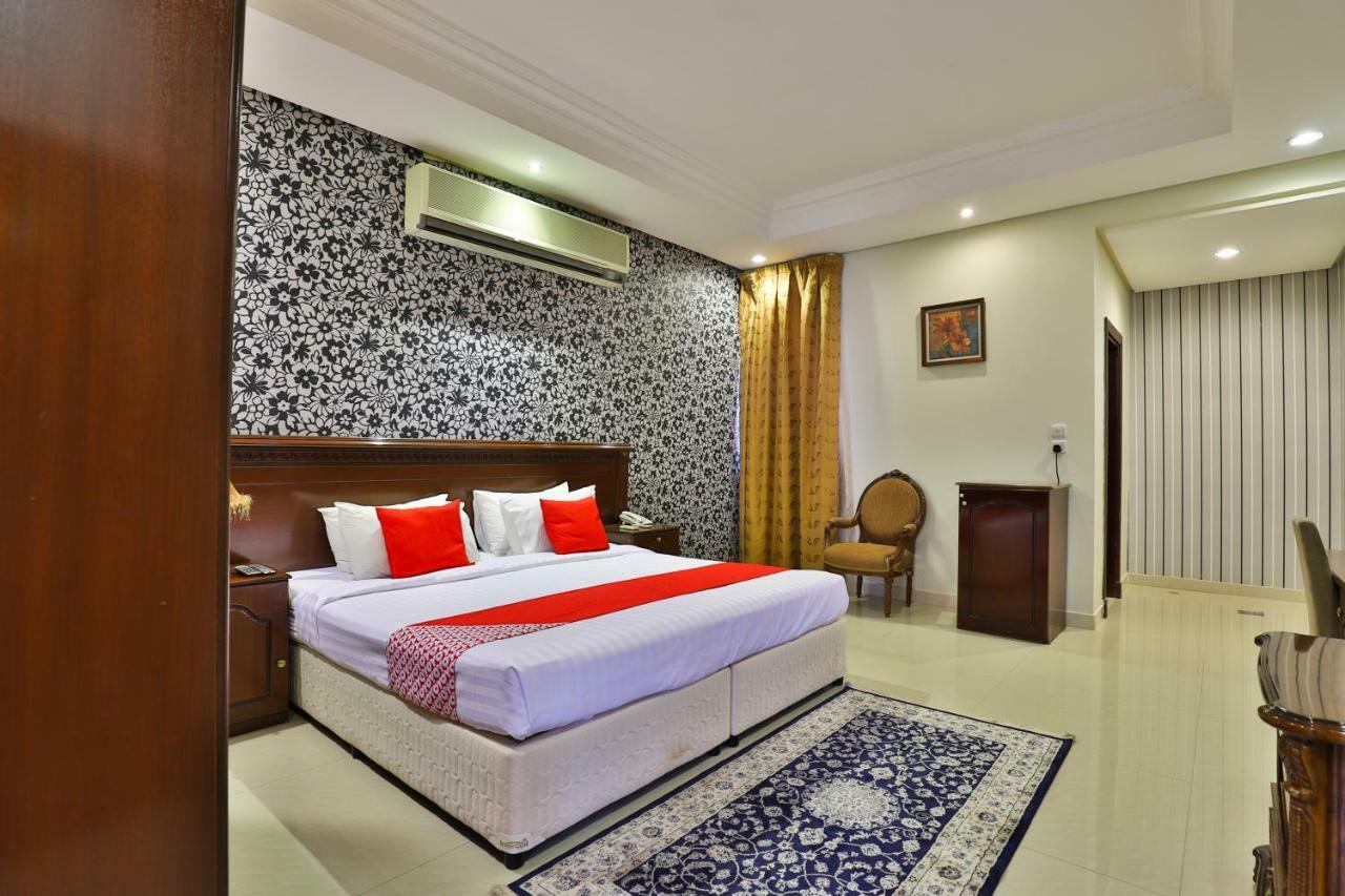 ריאד Capital O 162 Brzeen Hotel מראה חיצוני תמונה